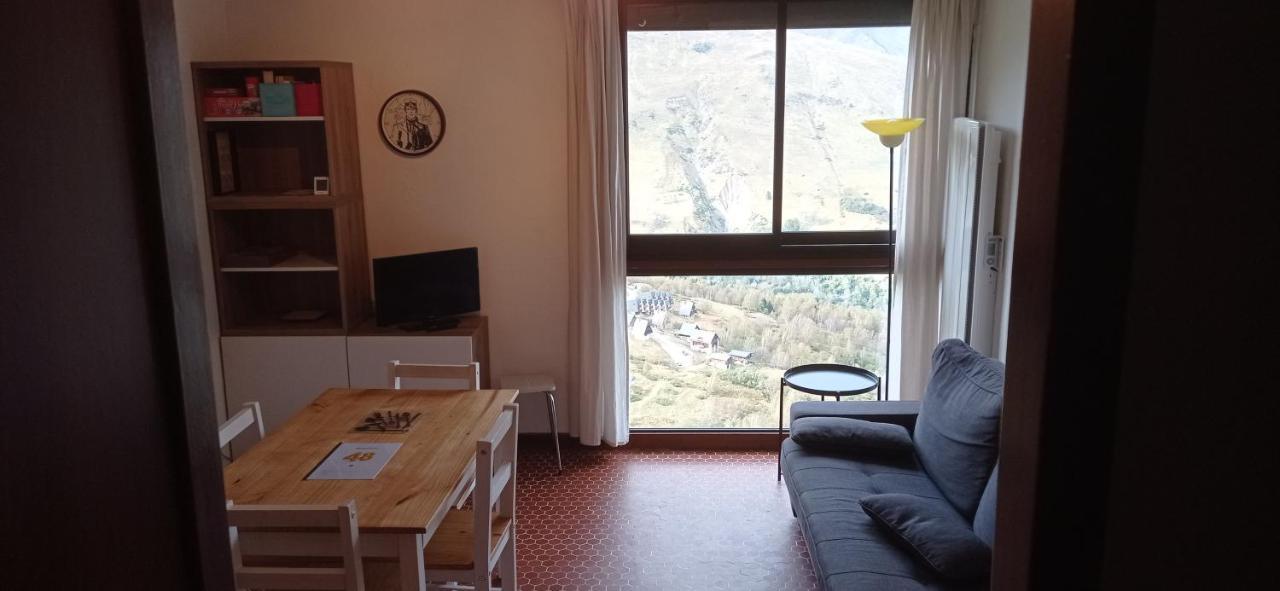 Appartement St Lary Soulan Pied Des Pistes Сен-Лари-Сулан Экстерьер фото